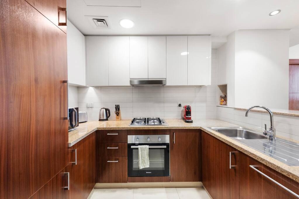 First Class 1br Beautifully Furnished * دبي